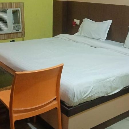Hotel Crystal Inn Lucknow Ngoại thất bức ảnh