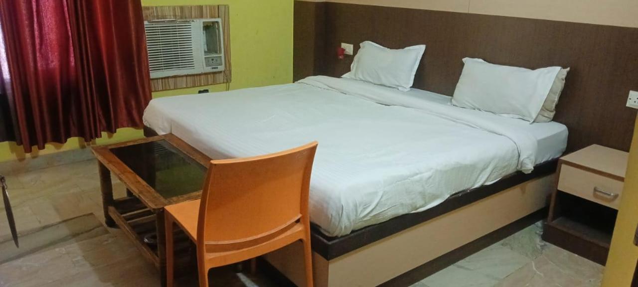 Hotel Crystal Inn Lucknow Ngoại thất bức ảnh